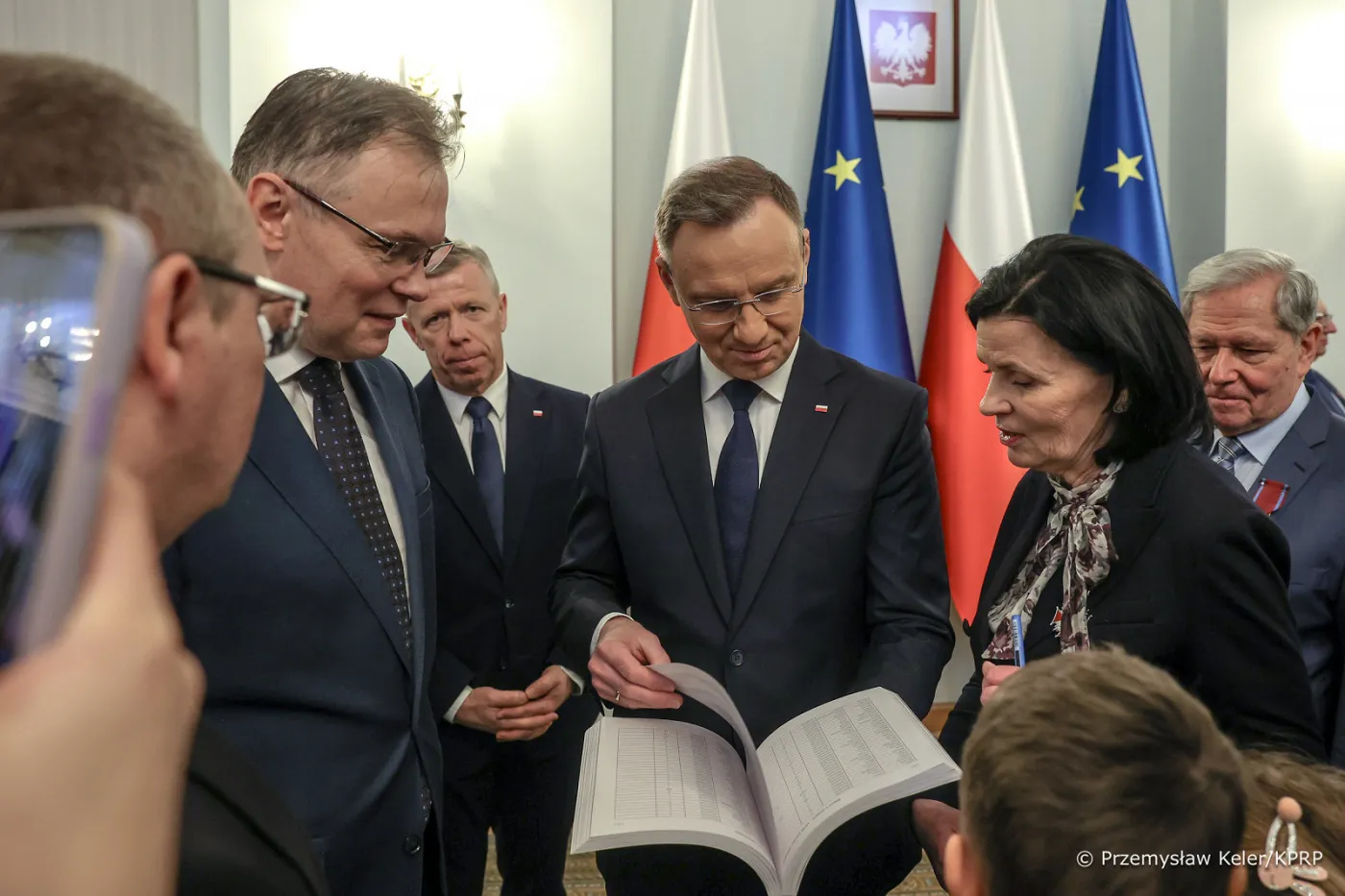 "Księgowa Rydzyka" odznaczona przez Andrzeja Dudę. Prezydent przypomniał słowa Tuska