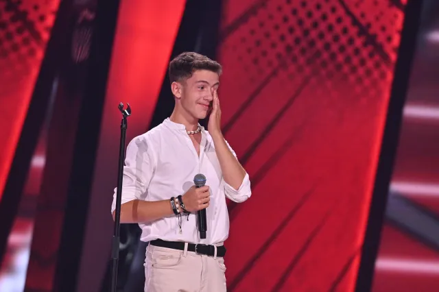 "The Voice Kids". Tego chyba jeszcze nie było. "Czekamy na ciebie dobre 6 lat" [FOTO]