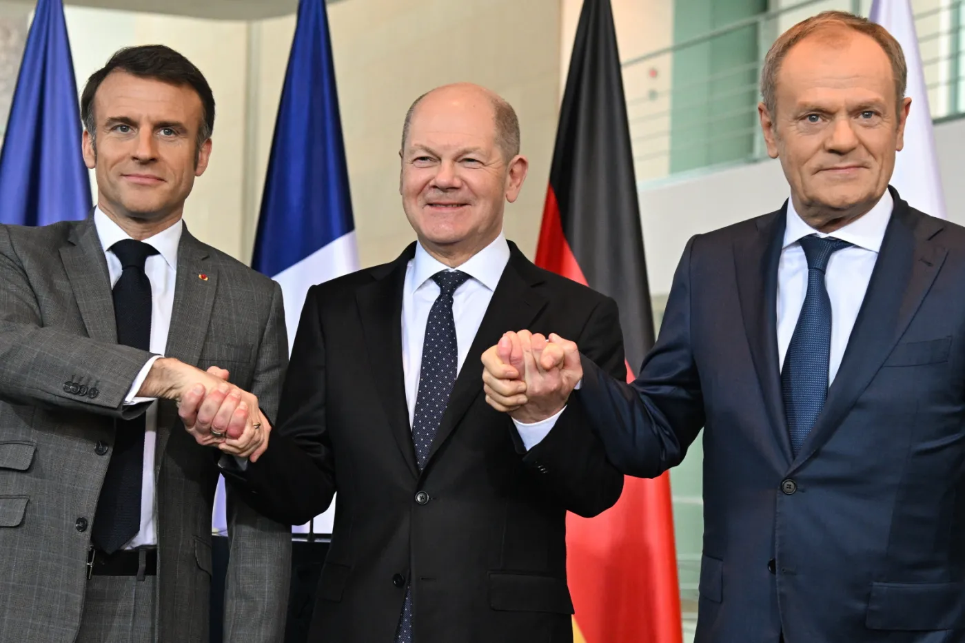 Tusk pogodził Macrona i Scholza. "W najbardziej krytycznym momencie wojny w Ukrainie"