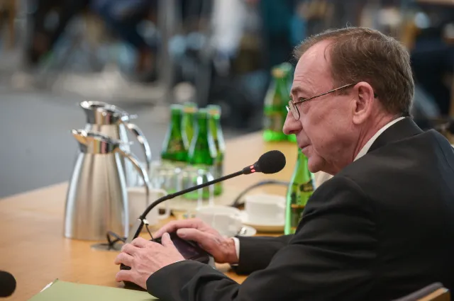 "Postanowił wybiec". Joński o aferze z Kamińskim: Mało stabilne zachowanie