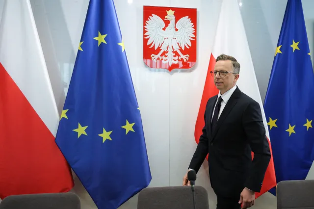 Joński po komisji: Czyżby Morawiecki zrozumiał, że nikt z PiS-u bronił go nie będzie?