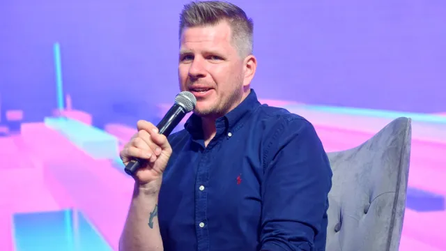 Filip Chajzer zapowiada pozew i mówi o gigantycznej fali hejtu. "Koniec odpuszczania"