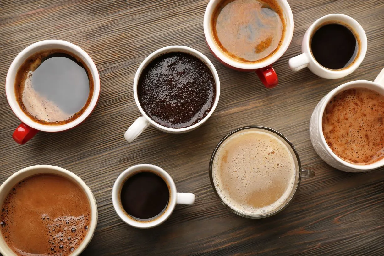 Kawa z mlekiem owsianym wcale nie jest taka zdrowa. Dietetycy odradzają