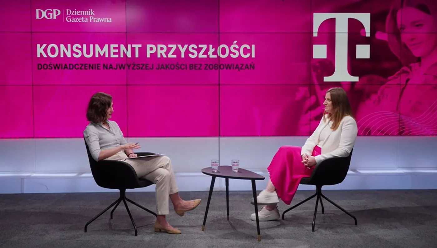 Do czego służy Polakom telefon komórkowy?