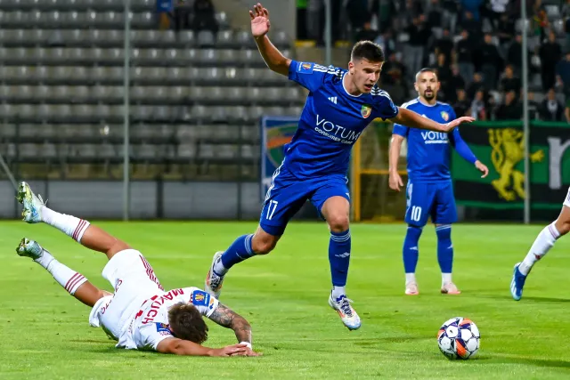 Blamaż Rakowa w Pucharze Polski. Rzuty karne aż siedem razy decydowały o awansie