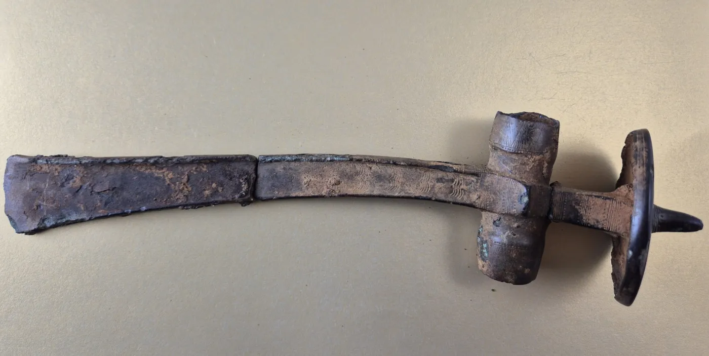 Sensacyjne odkrycie na warszawskiej Białołęce. Niezwykły artefakt sprzed 3 tysięcy lat