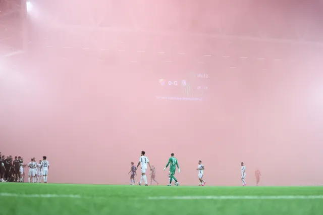 Skandal i kompromitacja. Porażka nie przeszkodziła Legii w awansie do 1/8 Ligi Konferencji