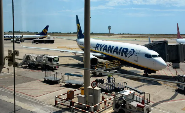 Ryanair: Loty do i z Wielkiej Brytanii. Zgodnie z planem? Jest decyzja