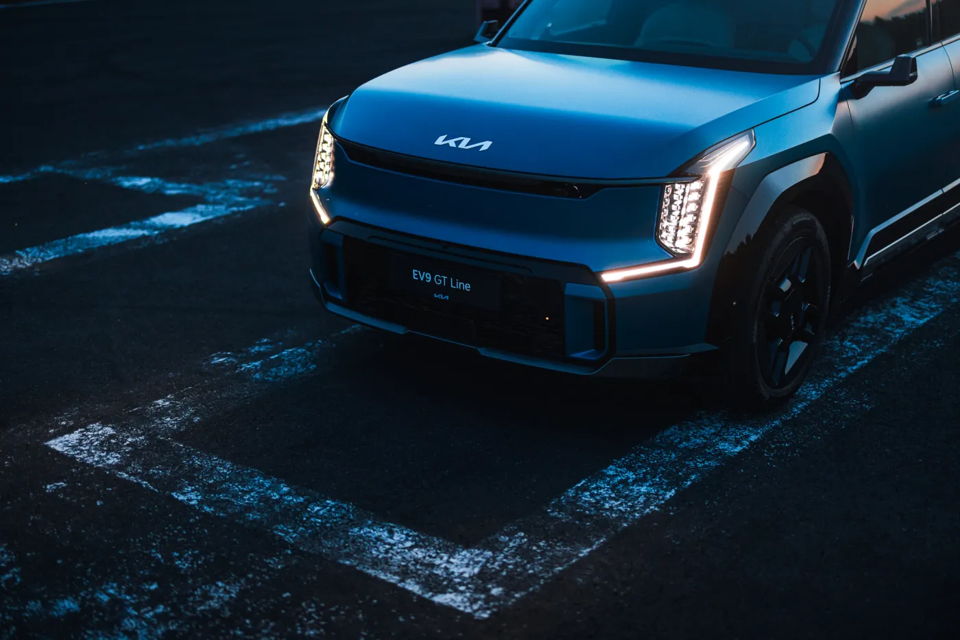 kia-ev9-37926923.jpg