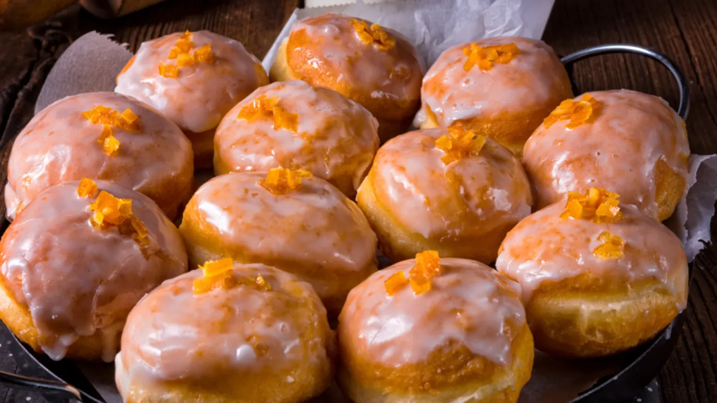 Jak długo smażyć pączki? Genialny trik bez mierzenia czasu