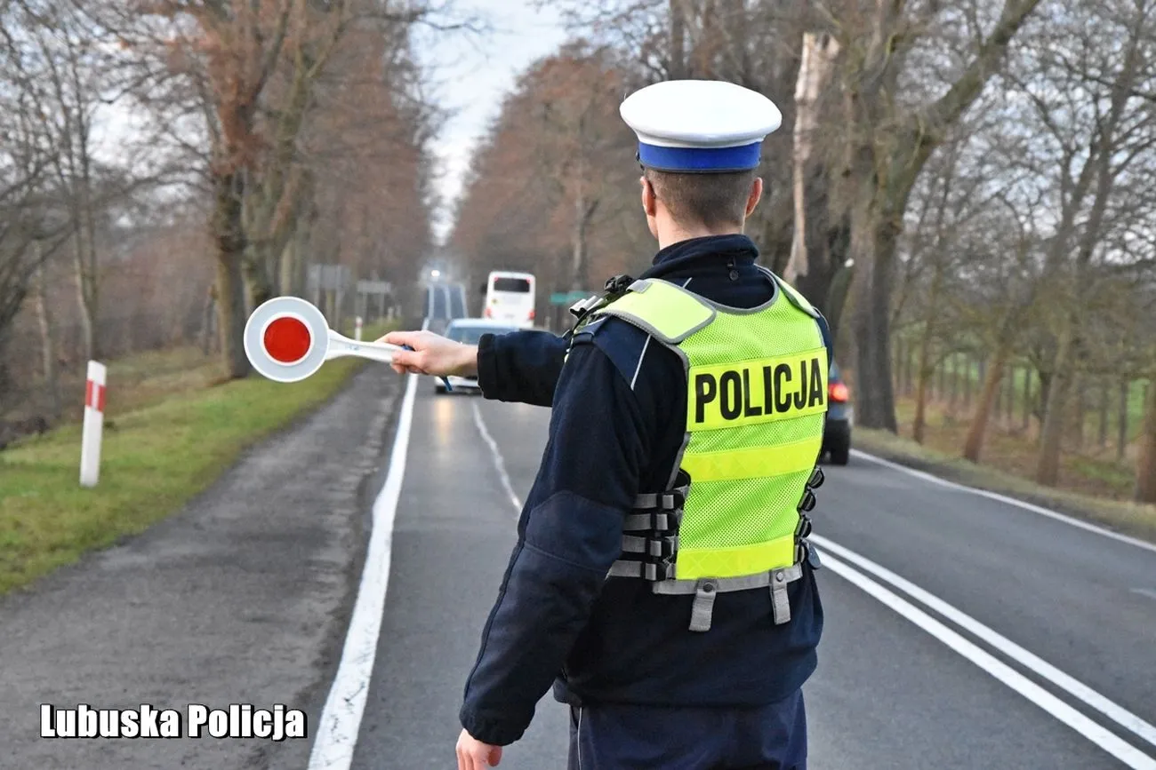 Od 1 stycznia 2500 zł kary. Prawo dotyczy każdego kierowcy