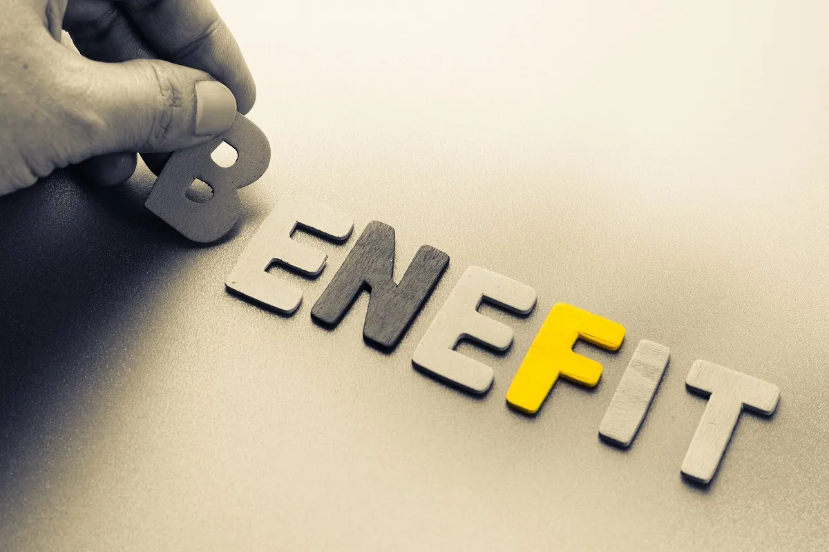 Benefity pozapłacowe w MŚP 2025: Co oferują firmy i czego oczekują pracownicy?