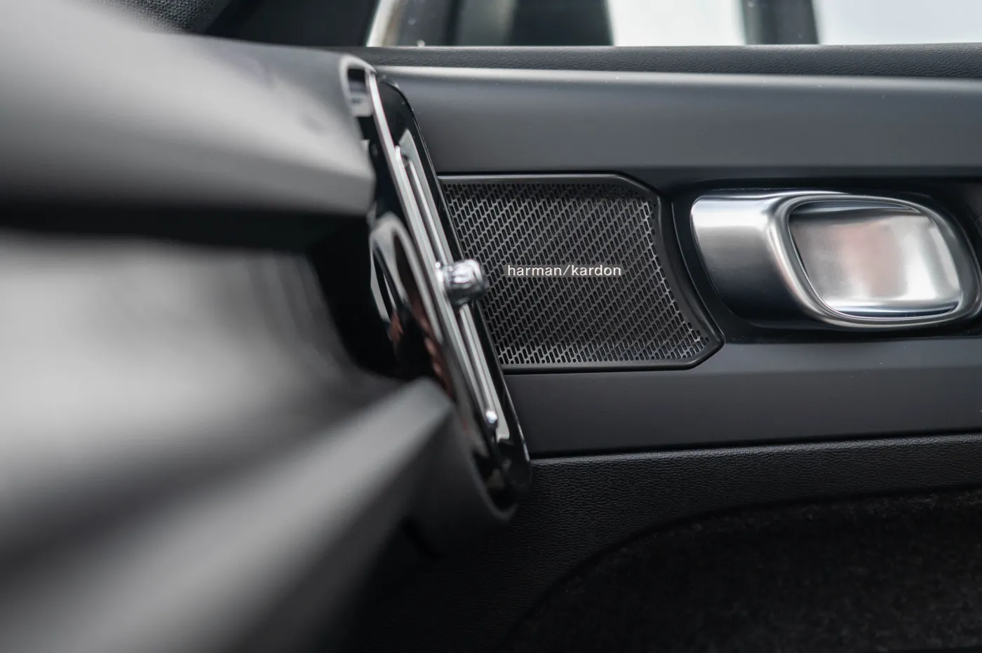 Volvo EX40 Performance Black Edition