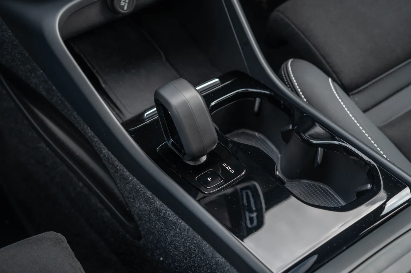 Volvo EX40 Performance Black Edition