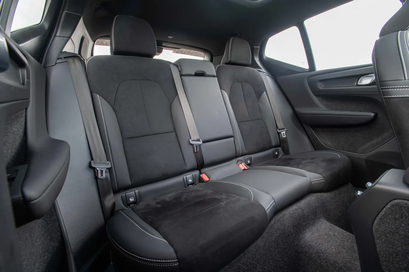 Volvo EX40 Performance Black Edition