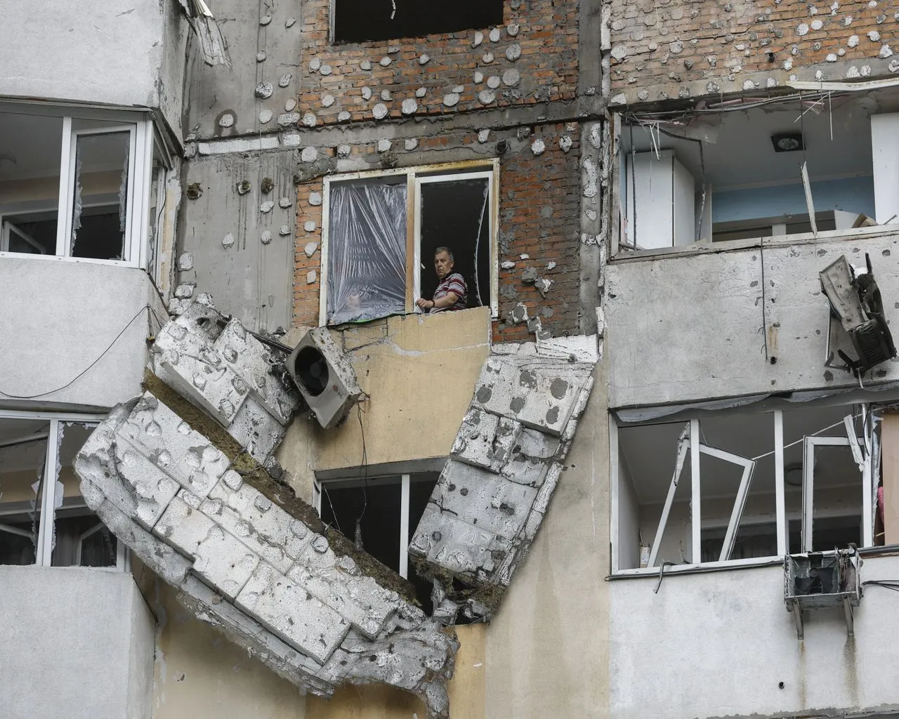 Największy atak Rosji na Charków. Miasto pod gradem pocisków. Są ofiary