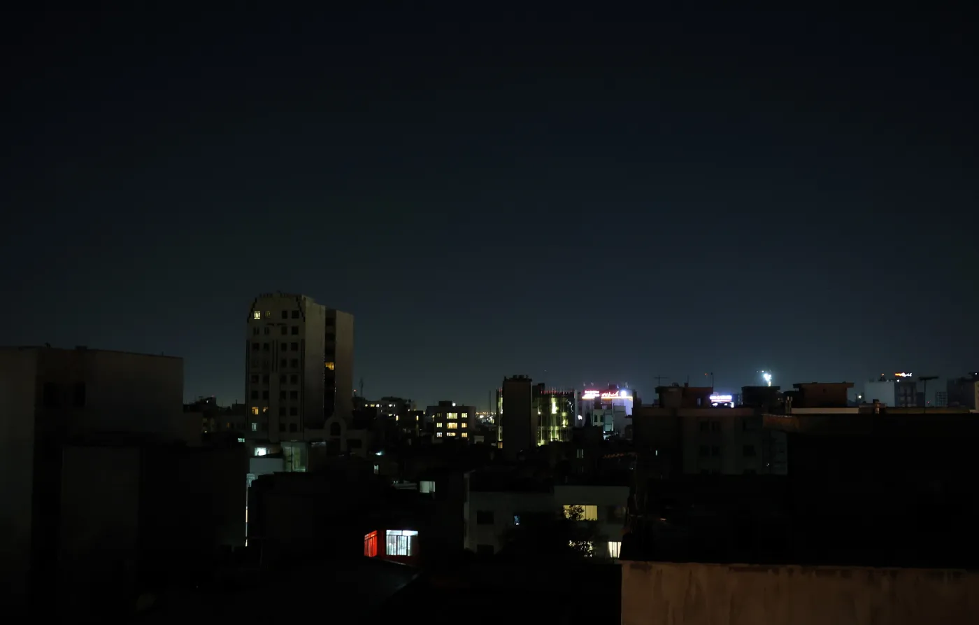 Izrael uderzył w obronę przeciwlotniczą Iranu. Myśliwce przeleciały nad Teheranem