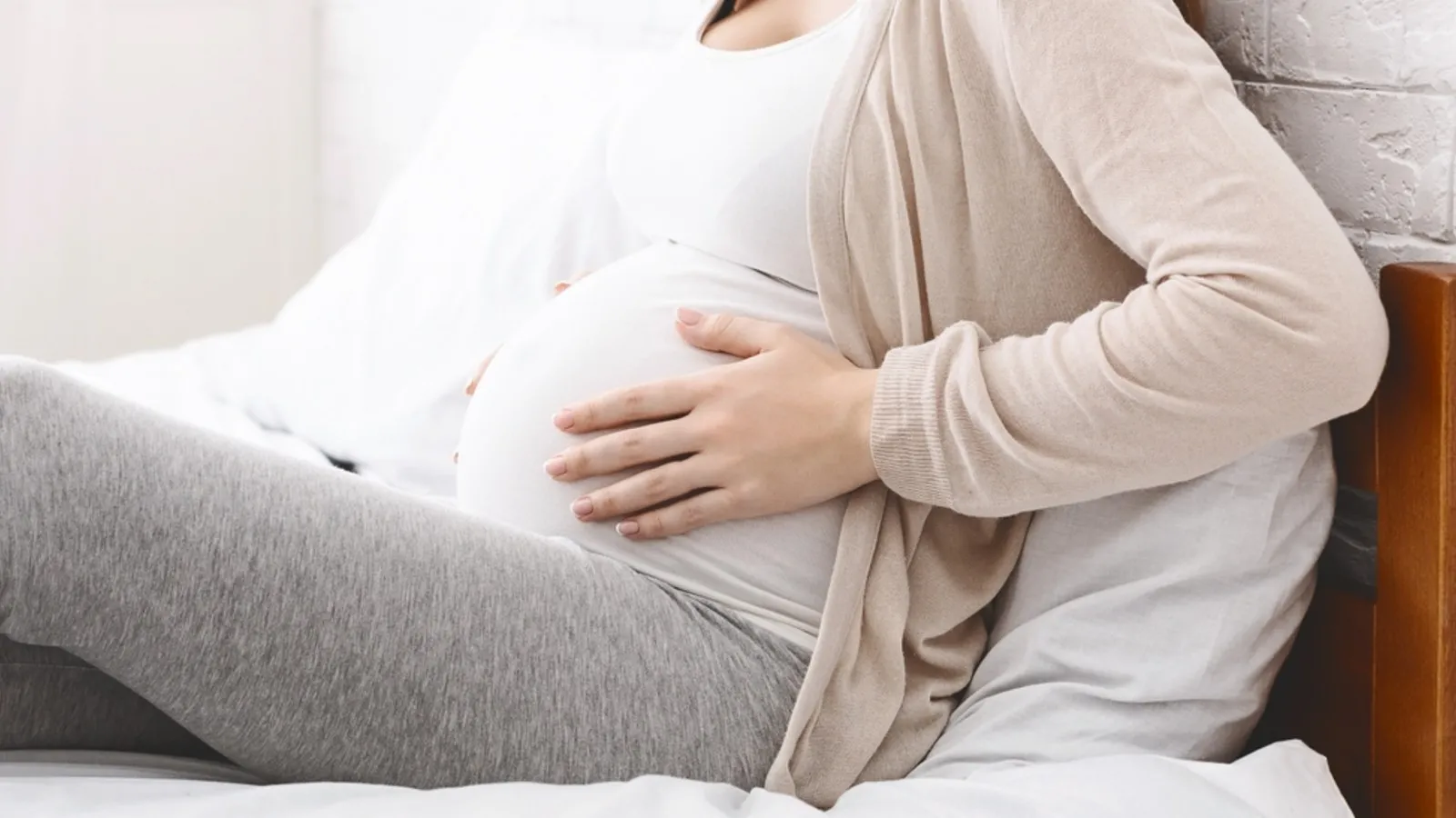 Nowe przepisy na porodówkach. Jak od 7 maja zmieni się opieka nad kobietą w ciąży i przyszłą mamą