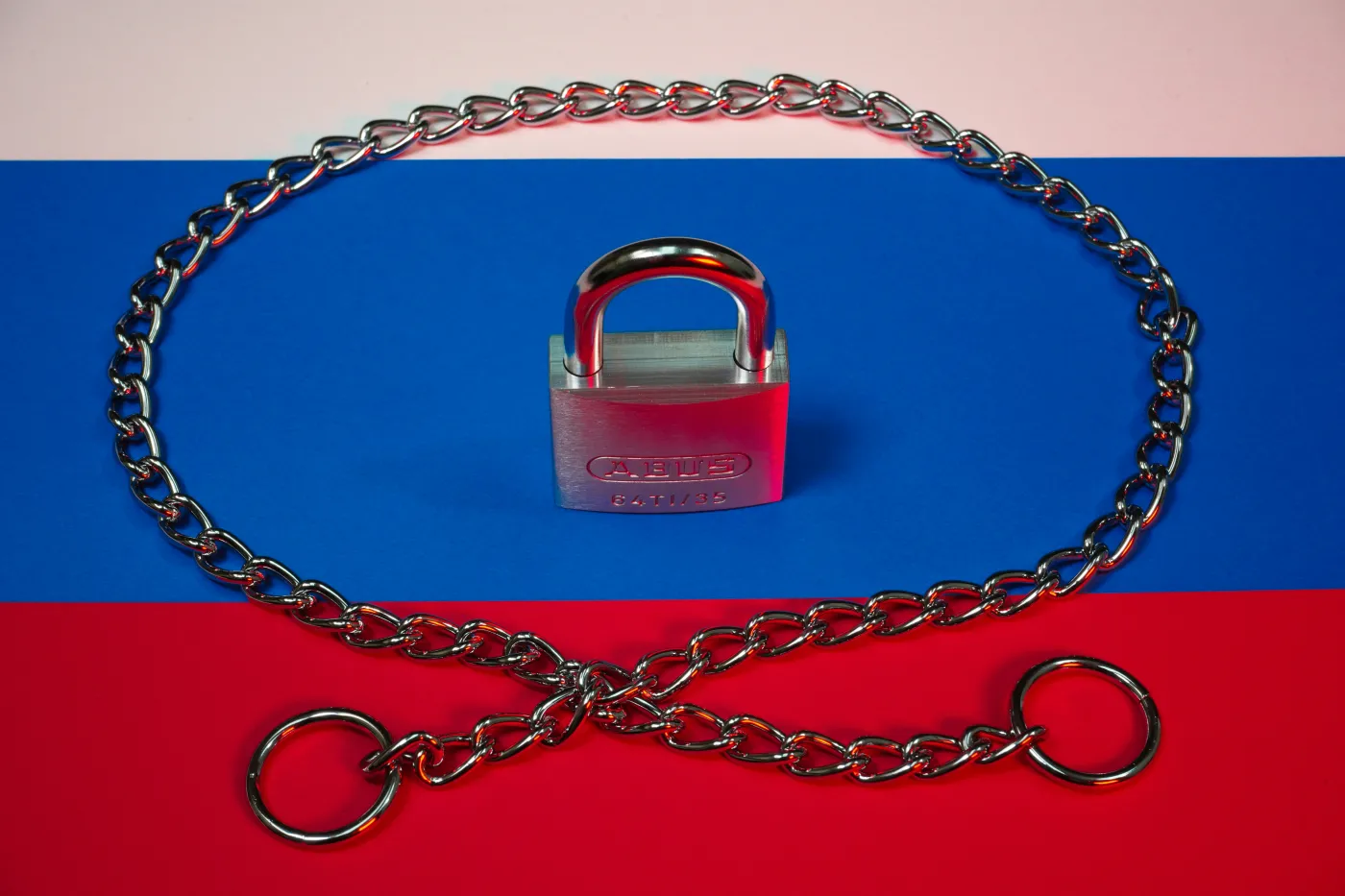 Szefowa dyplomacji UE zapowiada: Nadal będziemy dusić kasę na wojnę Putina