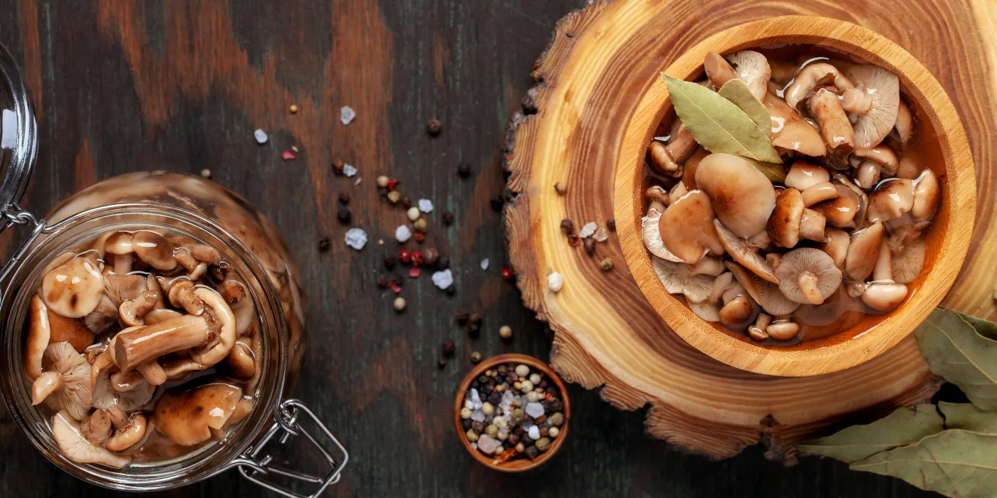 Marynata do grzybów od Magdy Gessler. Tę "złotą proporcję" łatwo zapamiętać