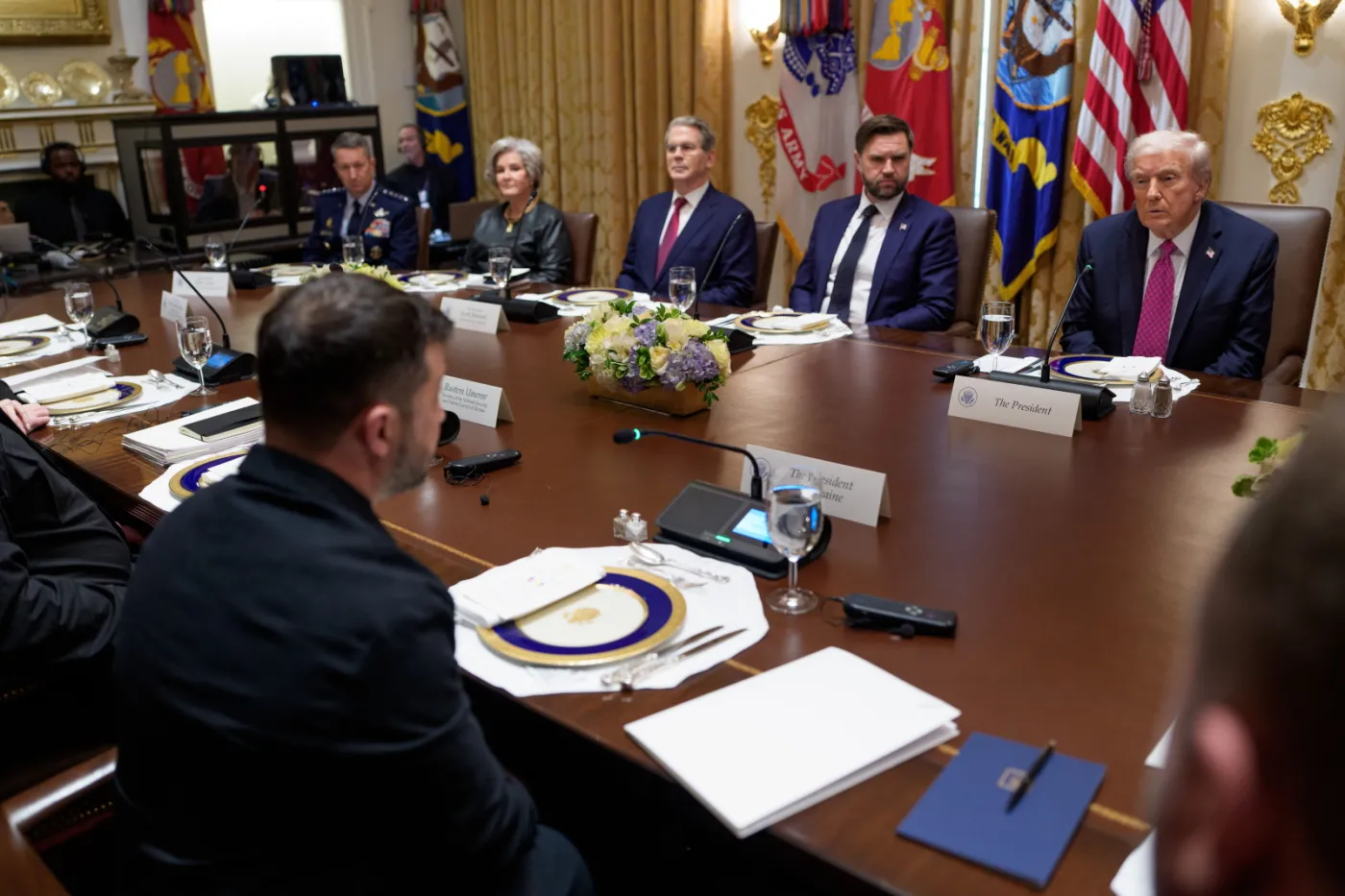 Trudne spotkanie Trump-Zełenski. Prezydent USA zmienił zdanie