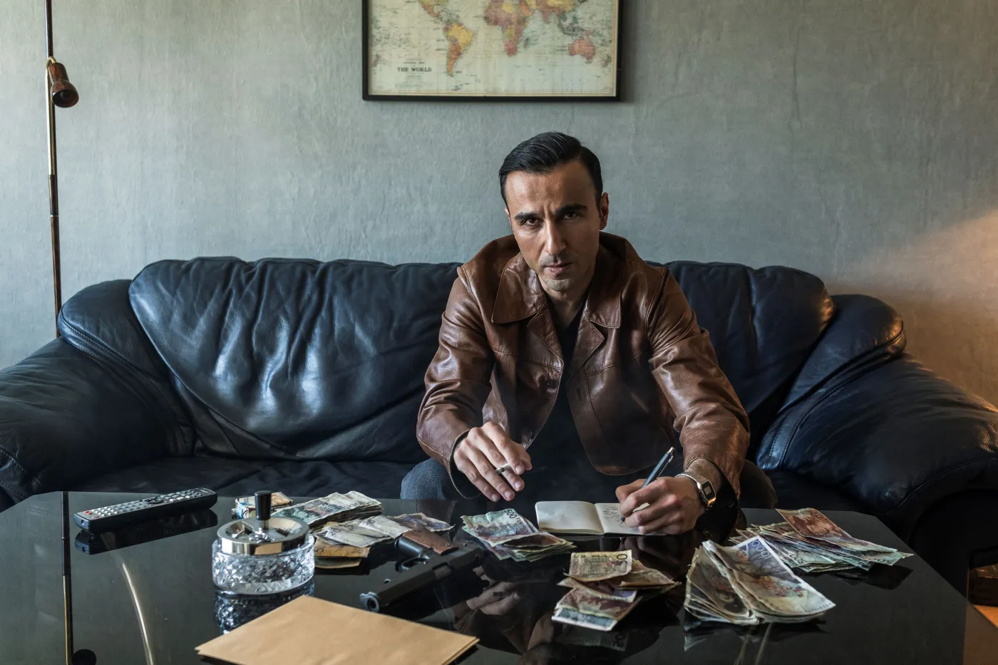 Ten nowy serial kryminalny jest inny niż wszystkie. Stoi za nim członek rodziny mafijnej