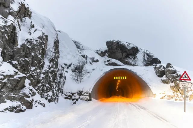 Tu możesz zostawić zegarek w domu. Odkryj raj zwany "Arktycznymi Malediwami"