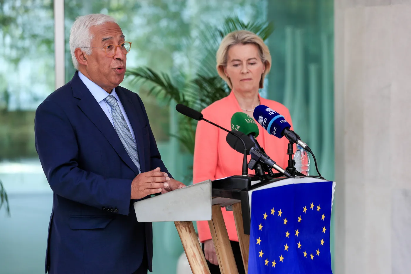 Pieniądze Rosji na stole. Szczyt UE w sprawie finansowania Ukrainy ma trwać do skutku