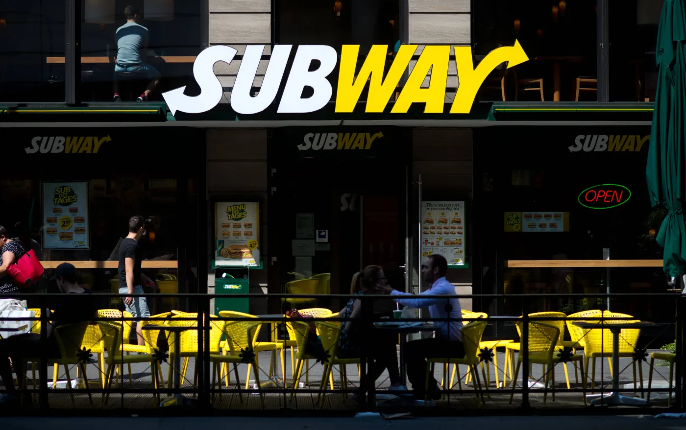 Złe wieści dla miłośników kanapek. Znana sieć restauracji ogłosiła upadłość