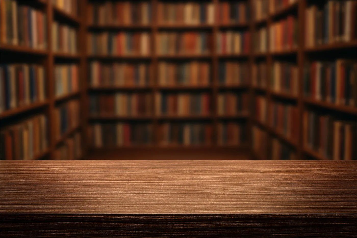 Arcydzieła literackie. Dopasuj bohatera do powieści. Quiz dla moli książkowych