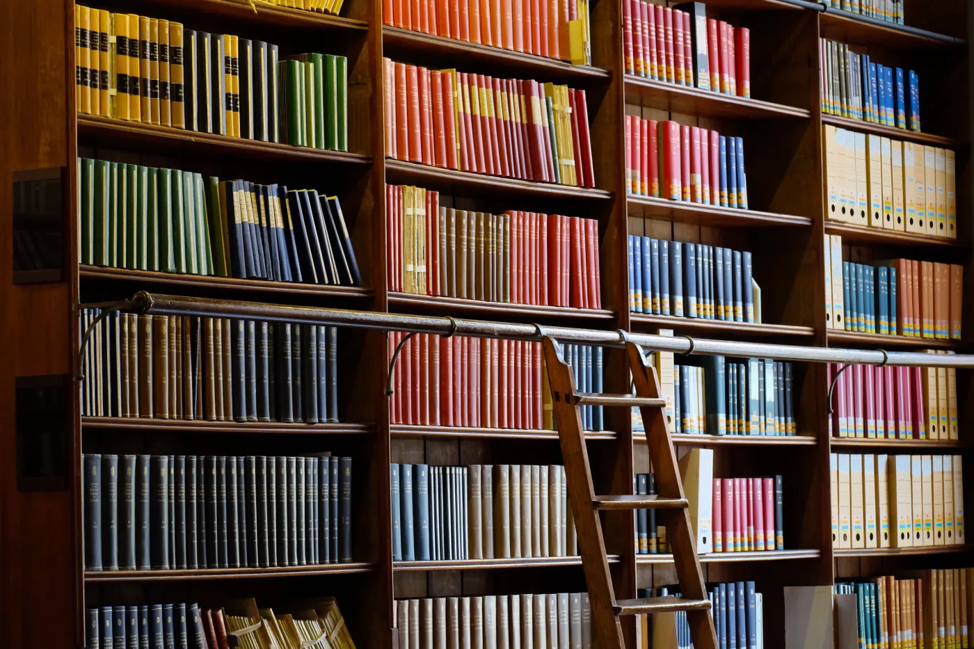 Arcydzieła literackie. Dopasujesz powieść do autora? Quiz dla moli książkowych