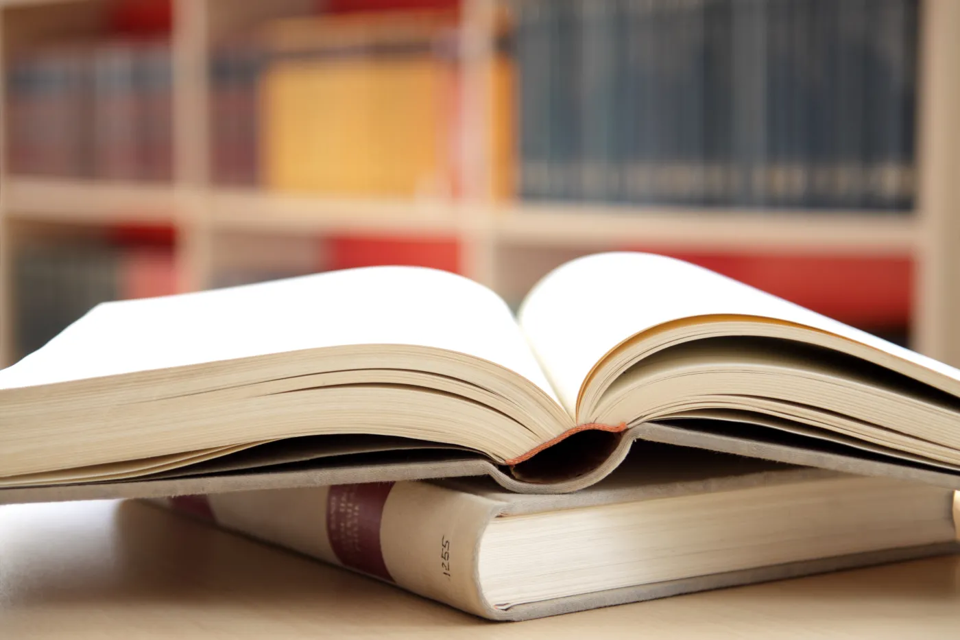 Arcydzieła literatury światowej. Dopasuj bohatera do powieści. QUIZ dla moli książkowych