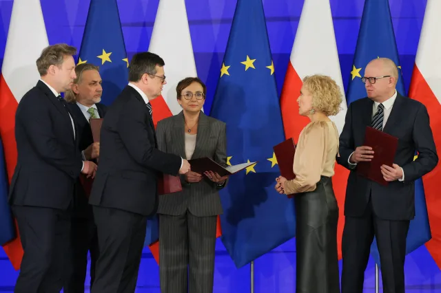 Prezydencki minister o zaprzysiężeniu sędziów TK. "Farsa wobec notariusza"