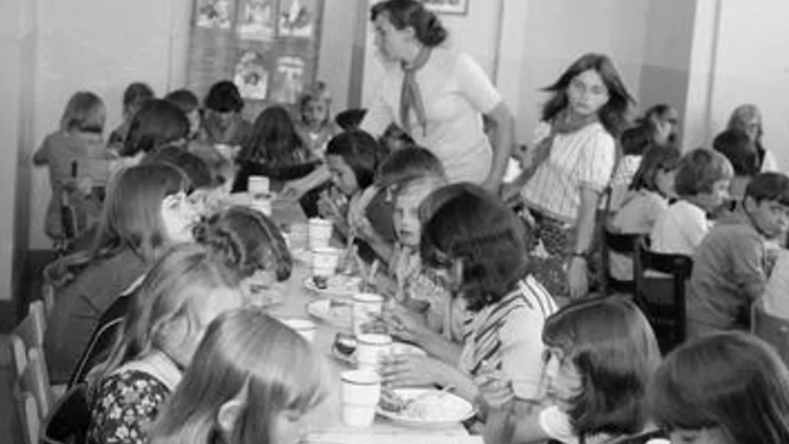 QUIZ. Lato czeka, czyli wakacje w PRL. Kto nie jeździł na kolonie, przegra