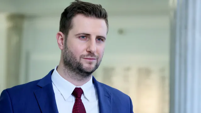 Awantury w TV Republika. Polska 2050 składa zawiadomienie o "patostreamingu w telewizji"