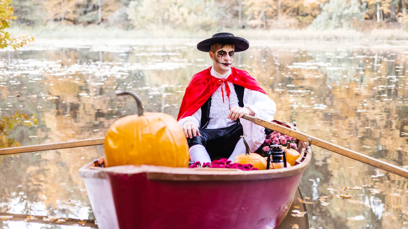 Halloween nad włoskim jeziorem Garda. Rodzinny wyjazd na camping, gdzie królują dynie i dobra zabawa. Miejsce na spędzenie kilku jesiennych dni na turystycznym szlaku w górach nad najbardziej malowniczym jeziorem Włoch.