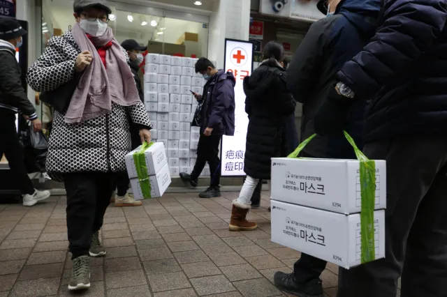 Szef WHO: Chiny są w stanie opanować epidemię