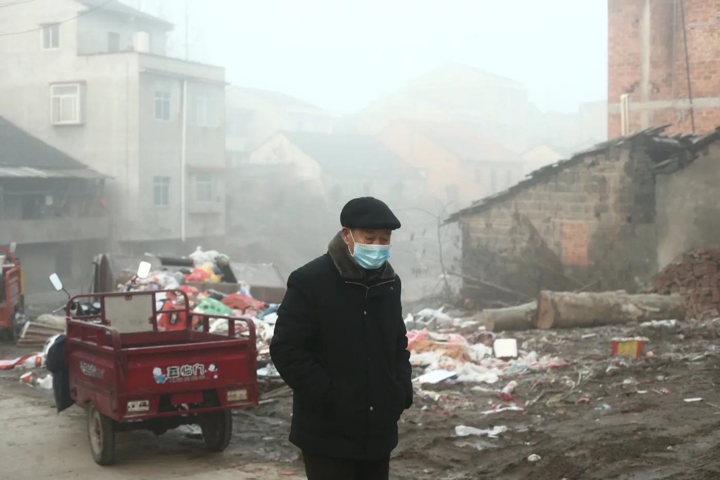 Koronawirus z Wuhan. Setki ludzi bezskutecznie szturmują Hongkong