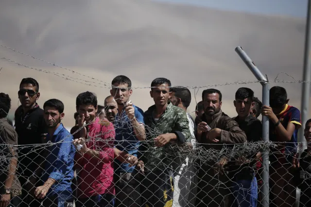 Europejczycy przeciw imigracji muzułmanów. Najwyższy wskaźnik antyimigranckich poglądów jest... w Polsce