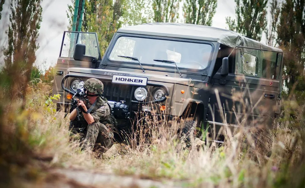MON unieważniło przetarg na nowe samochody dla wojska. Co poszło nie tak?