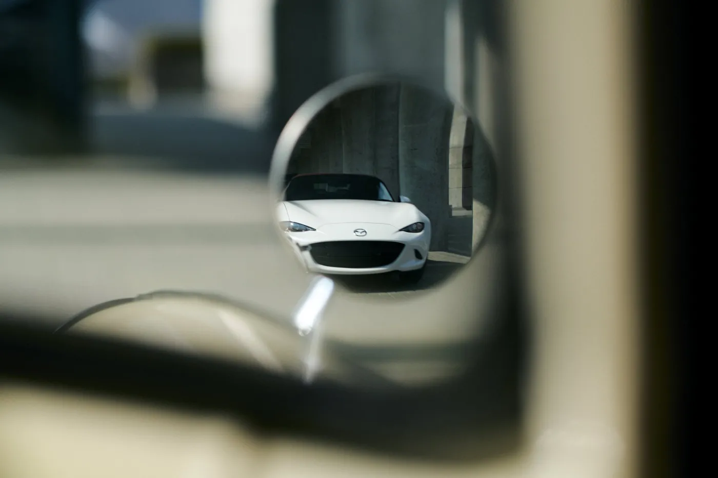 mazda-12622915.jpg