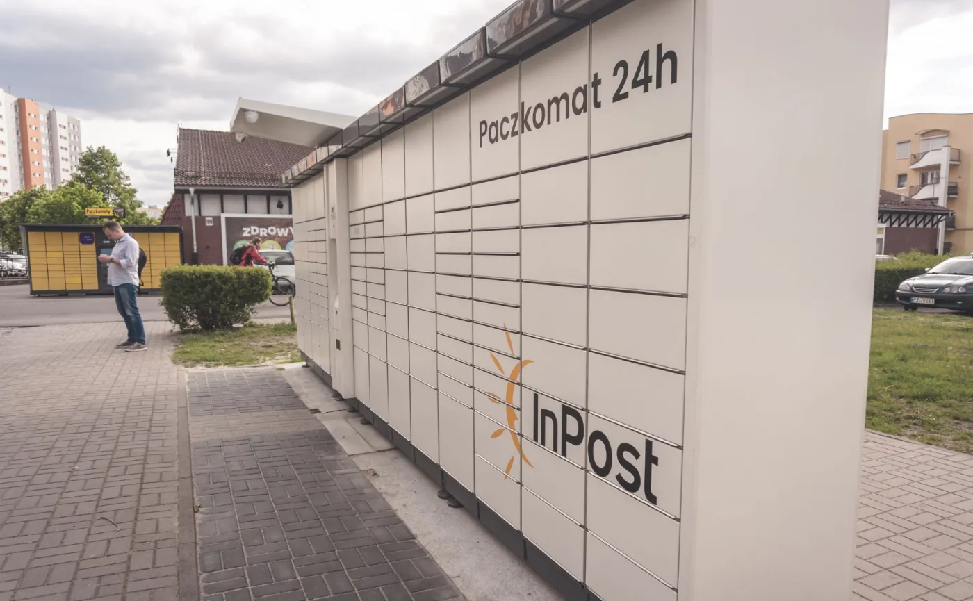Będzie 880 nowych Paczkomatów. InPost współpracuje z Delikatesami Centrum