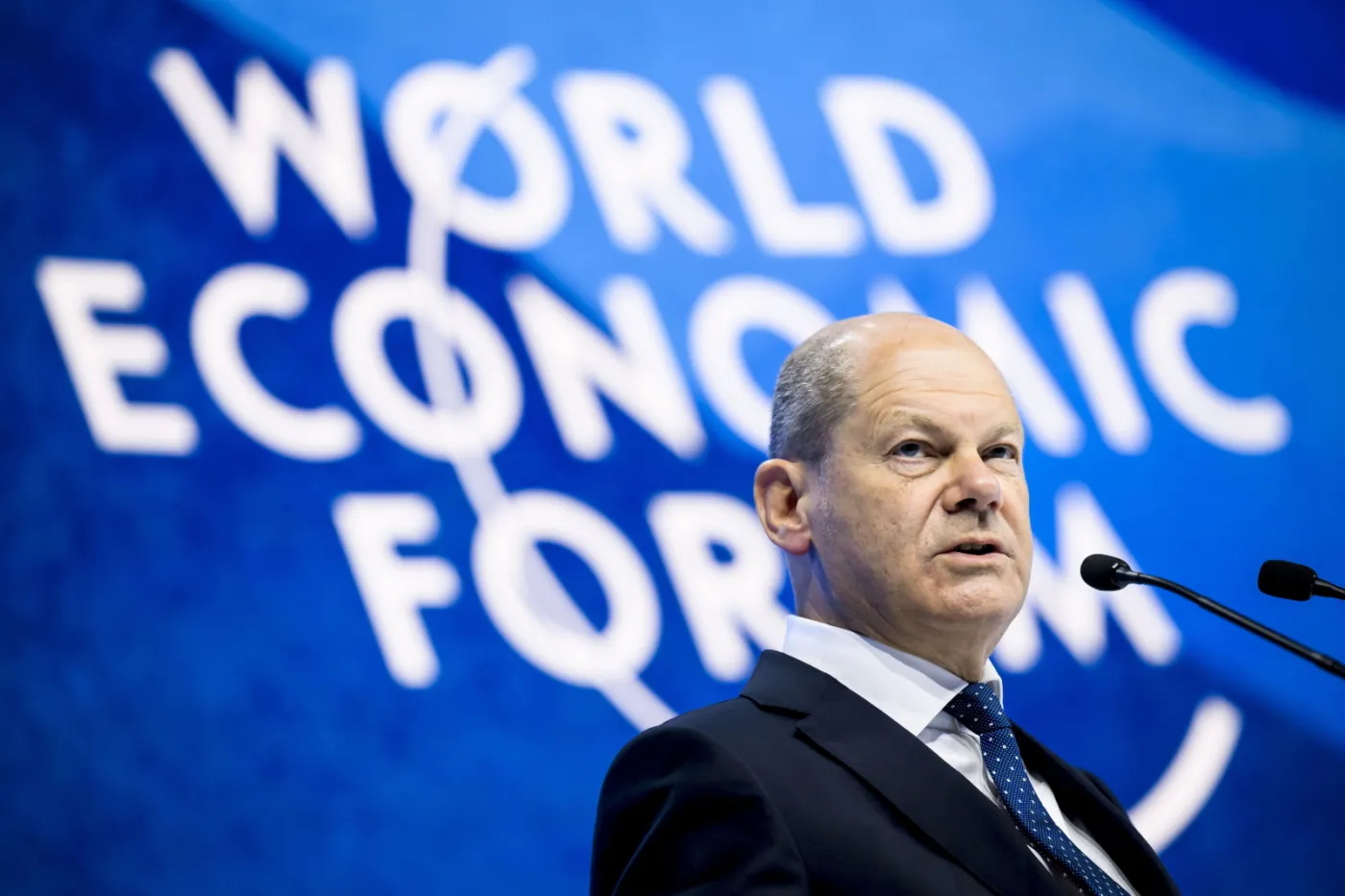 Scholz w Davos: Putin nie osiągnął wszystkich celów strategicznych na Ukrainie