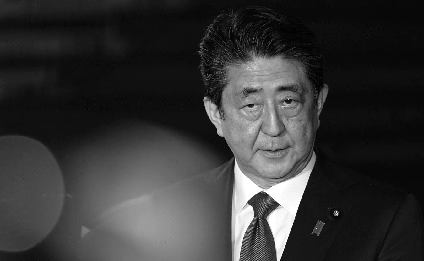Były premier Shinzo Abe zmarł w następstwie postrzelenia