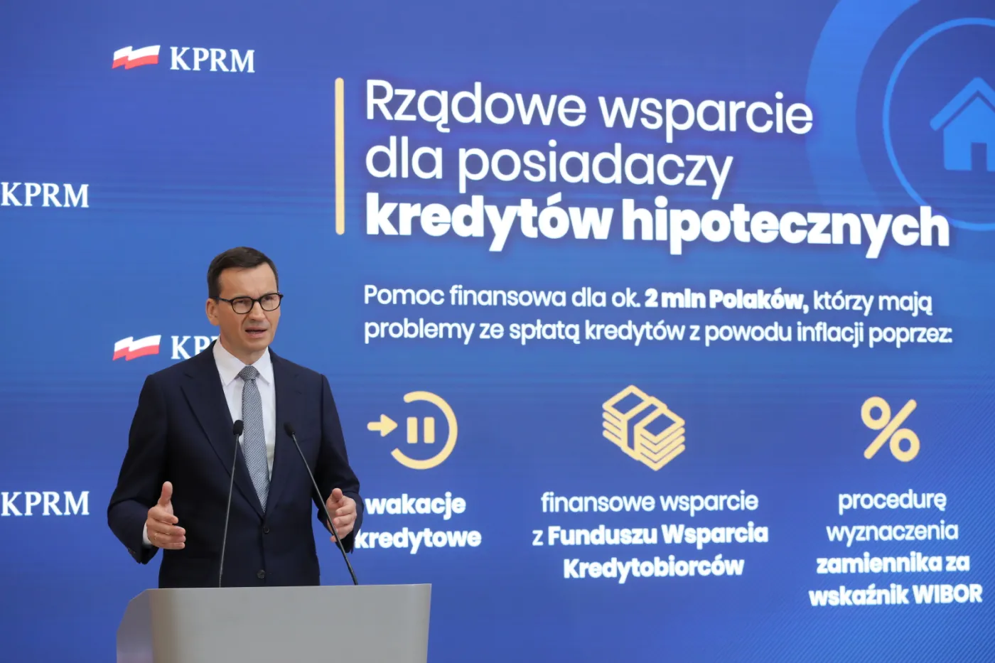 Morawiecki: Wakacje kredytowe to ulga, która ma złagodzić niepewność