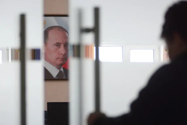 "Financial Times": Putin wykonał manewr w stylu Leonida Breżniewa. To pusty rytuał polityczny