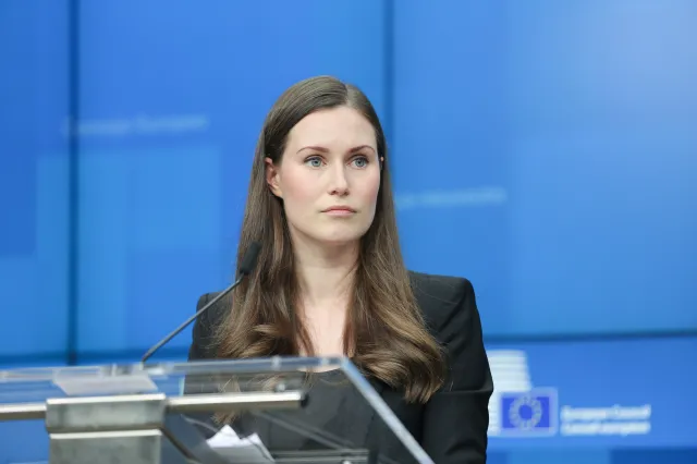 Finowie tracą tysiące euro. Oszuści wykorzystali wizerunek premier Marin