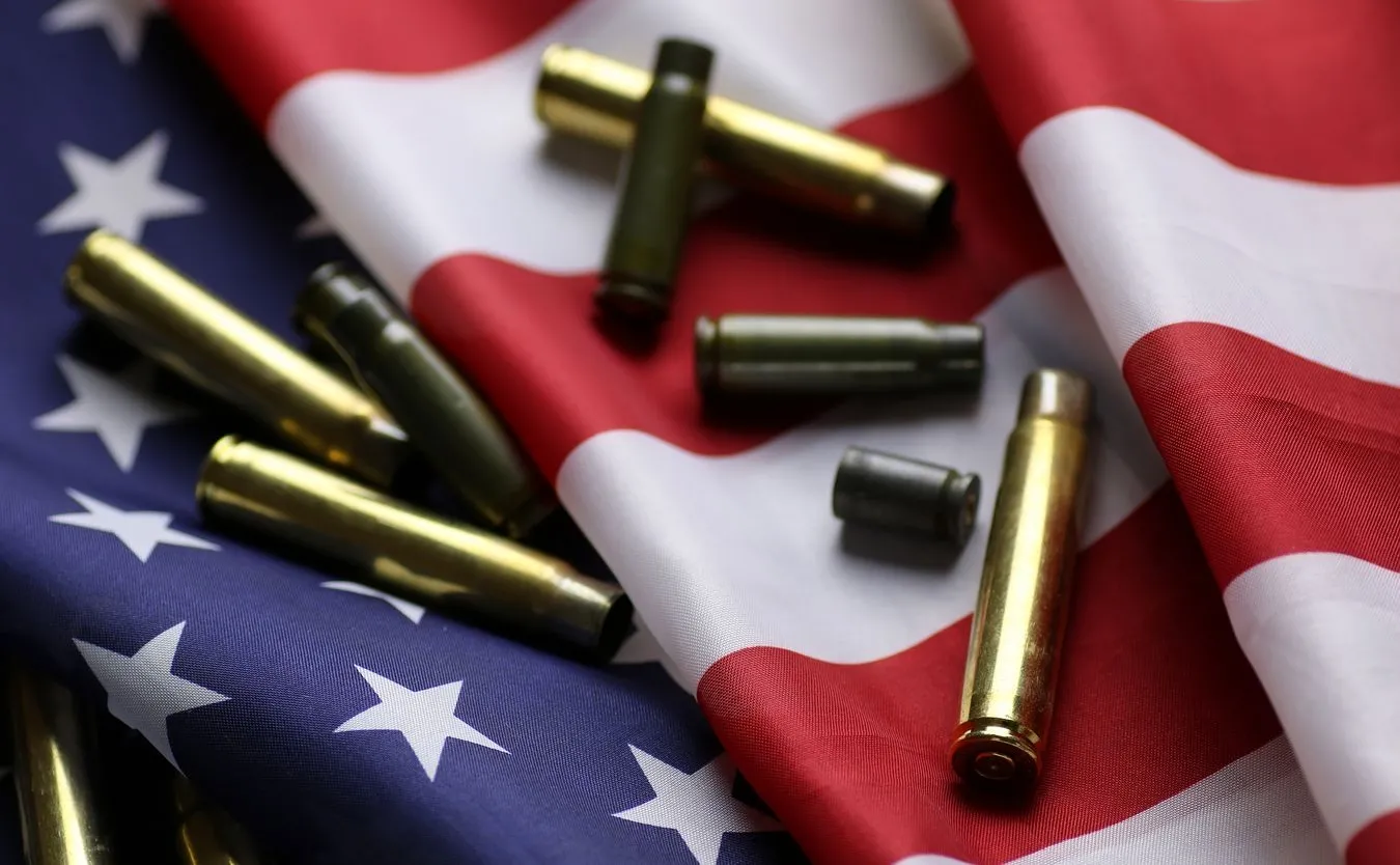 Przełom w kwestii prawa do posiadania broni w USA. Ponadpartyjna grupa senatorów sfinalizowała projekt reform