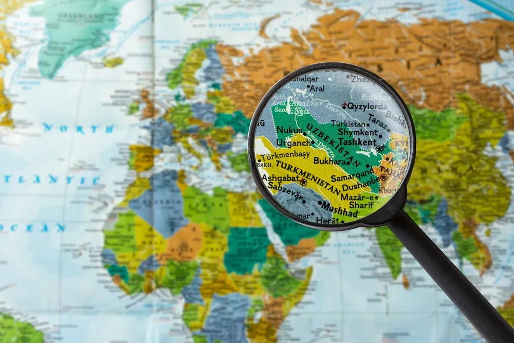 Uzbekistan zakazuje tranzytu lotniczego dla lecących na Białoruś obywateli sześciu państw