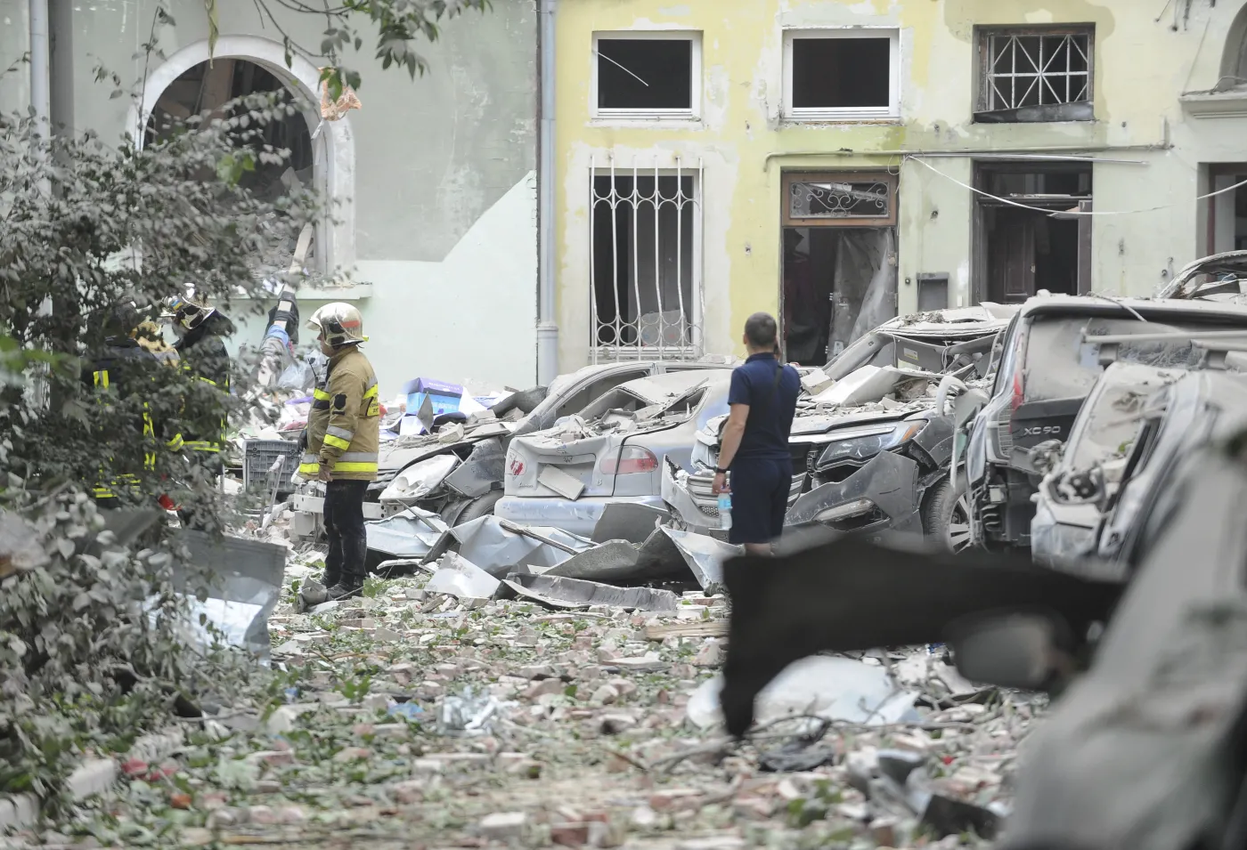 Jermak: Trzeba karać państwa, które przekazują Rosji komponenty do produkcji rakiet